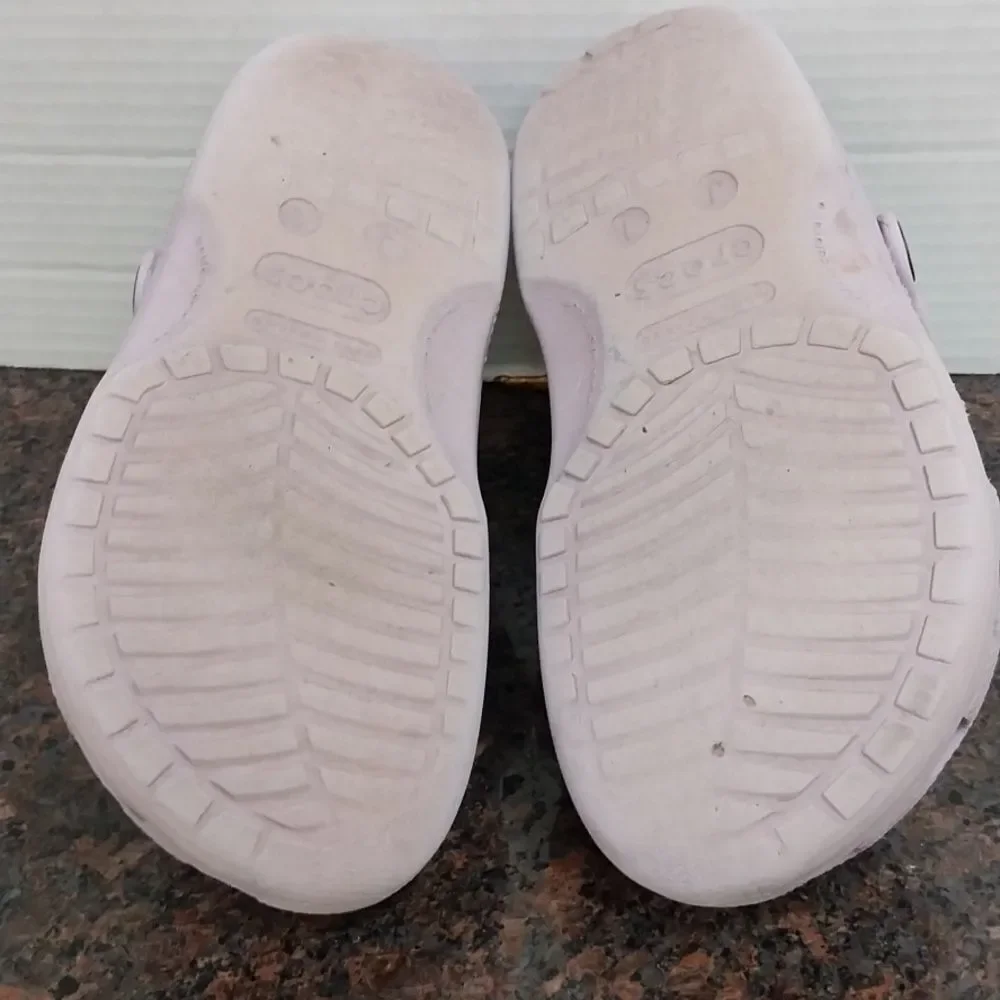 CROCS Kids Lavender Water Shoes